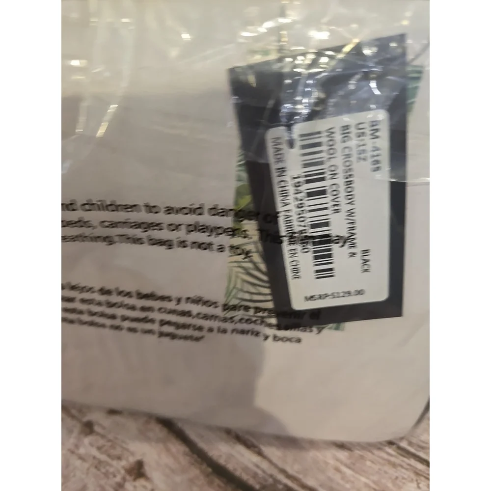Badgley MISCHKA Stylish Black and White Tweed Crossbody Bag New-Sealed (150)